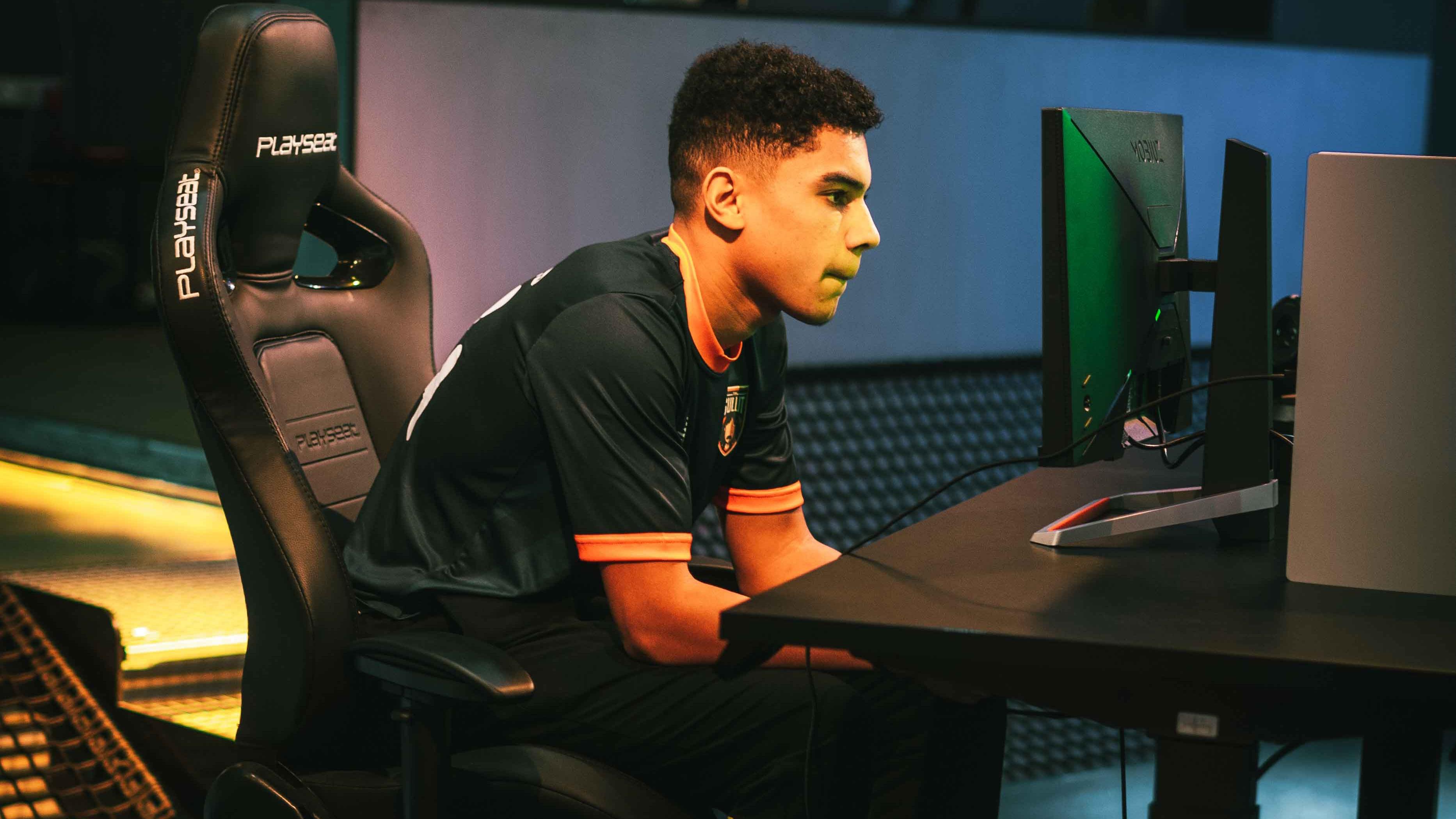 Picture Levi Team Gullit Jersey